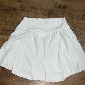 Women's White Athletic Skirt Size Medium